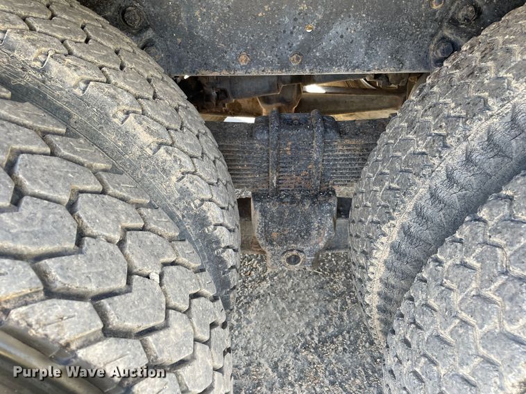 image for item DN5160 1973 Ford 880  grain truck