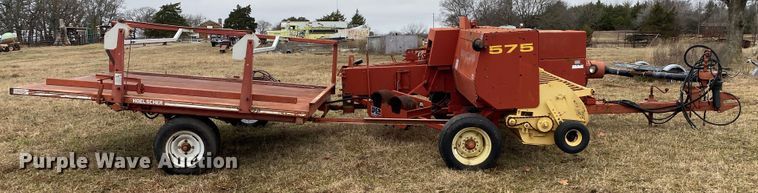 image for item DN8107 1998 New Holland 575  small square baler