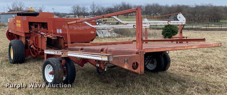 image for item DN8107 1998 New Holland 575  small square baler