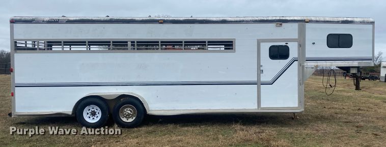 image for item DN8114 1995 Jamco  livestock trailer
