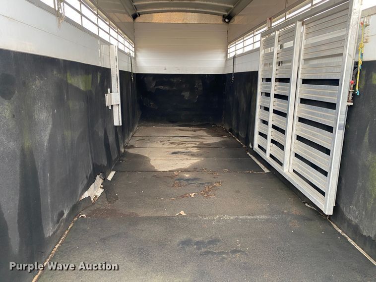 image for item DN8114 1995 Jamco  livestock trailer