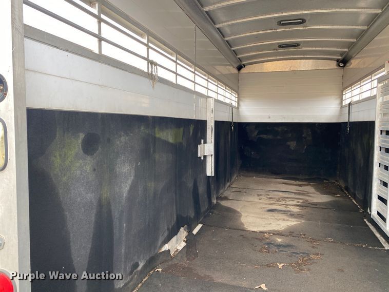 image for item DN8114 1995 Jamco  livestock trailer