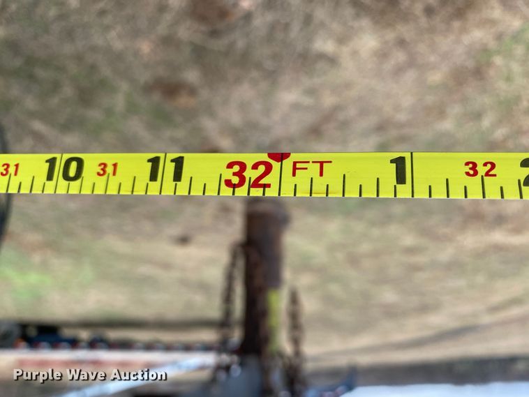 image for item DN8114 1995 Jamco  livestock trailer