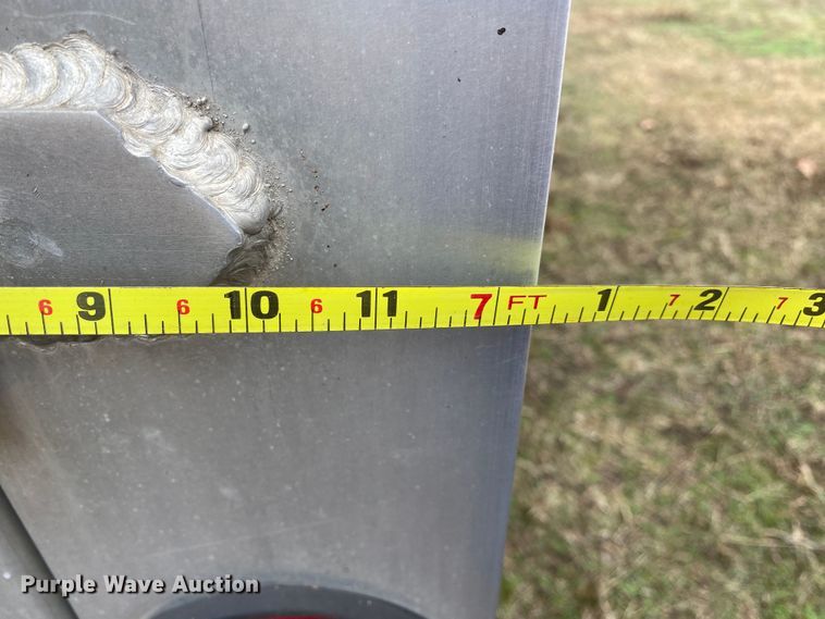 image for item DN8114 1995 Jamco  livestock trailer