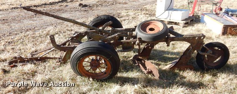 image for item DR8089 John Deere 2-14  bottom plow