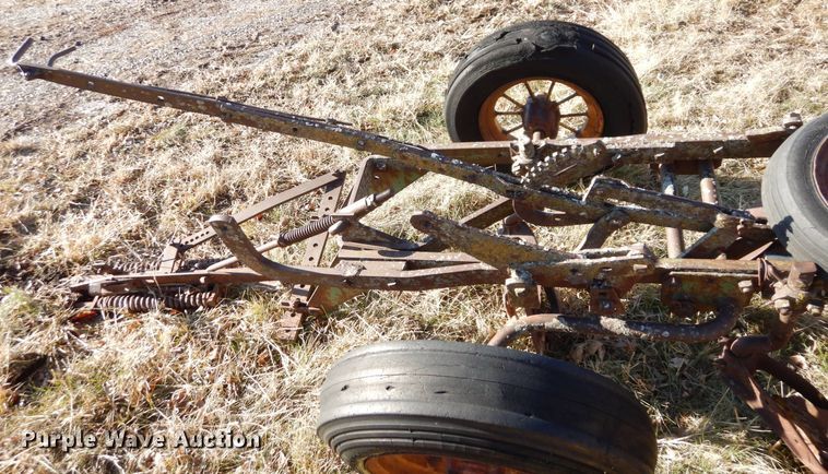 image for item DR8089 John Deere 2-14  bottom plow