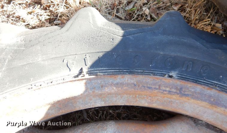 image for item DR8090 Tires and wheels