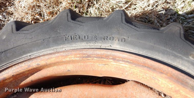 image for item DR8090 Tires and wheels