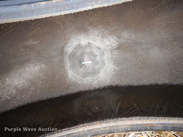 image for item DR8091 Tires and wheels