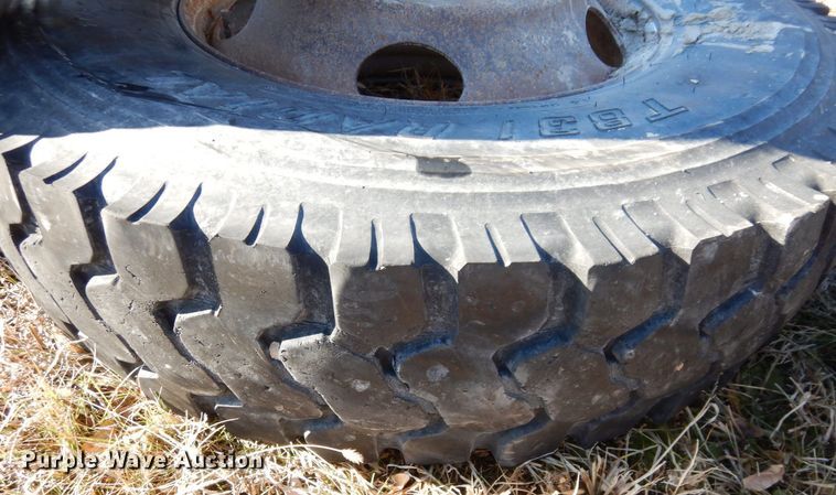 image for item DR8092 (4) Firestone tires and wheels