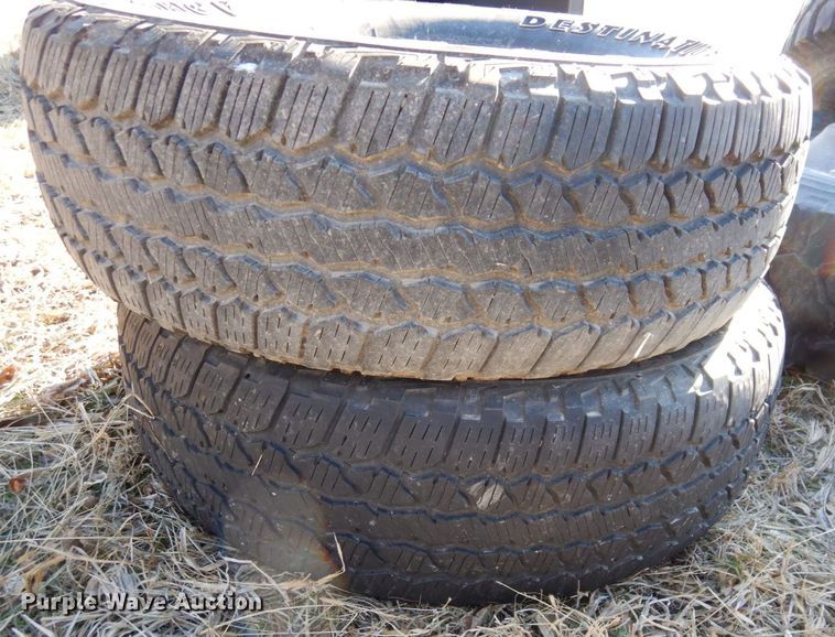 image for item DR8092 (4) Firestone tires and wheels