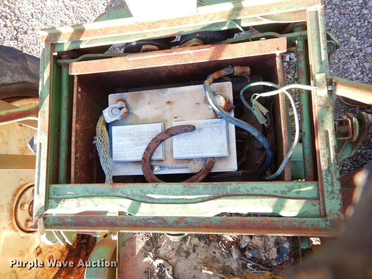 image for item JK9117 1960 John Deere 630  tractor