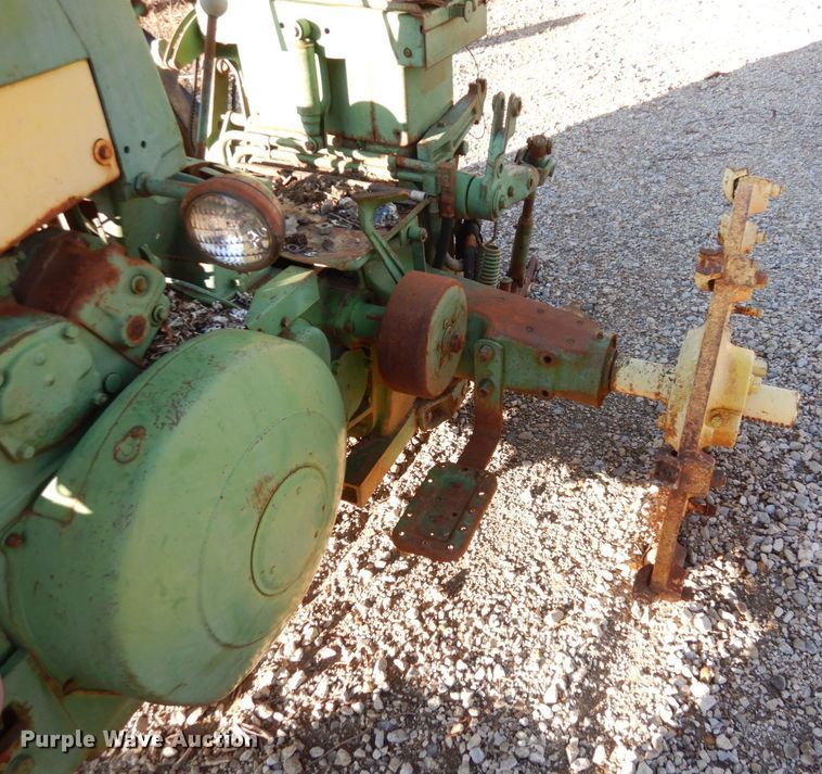 image for item JK9117 1960 John Deere 630  tractor