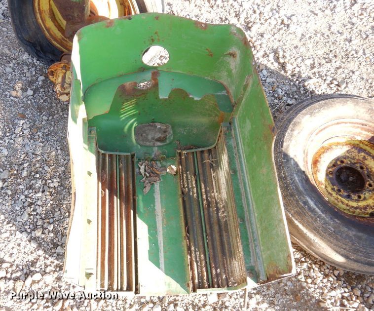 image for item JK9117 1960 John Deere 630  tractor