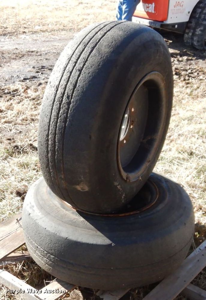 image for item JK9121 (2) 36x11 tires and wheels