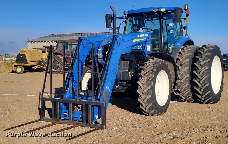 image for item LG9355 2014 New Holland T7.260  MFWD tractor