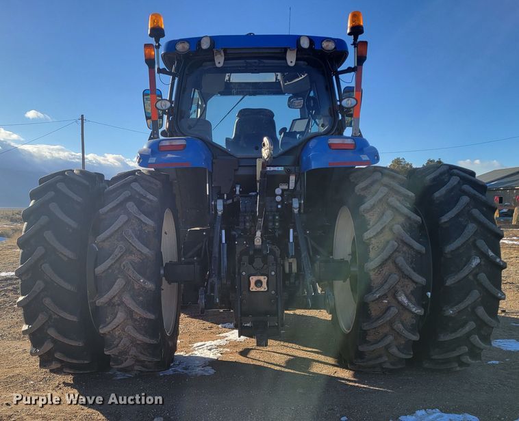 image for item LG9355 2014 New Holland T7.260  MFWD tractor