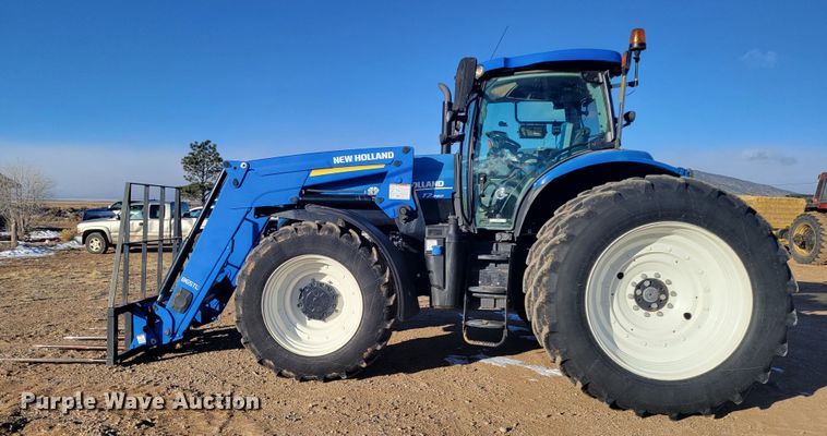 image for item LG9355 2014 New Holland T7.260  MFWD tractor