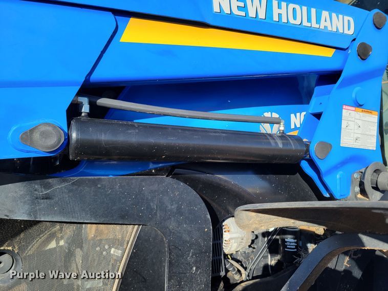 image for item LG9355 2014 New Holland T7.260  MFWD tractor