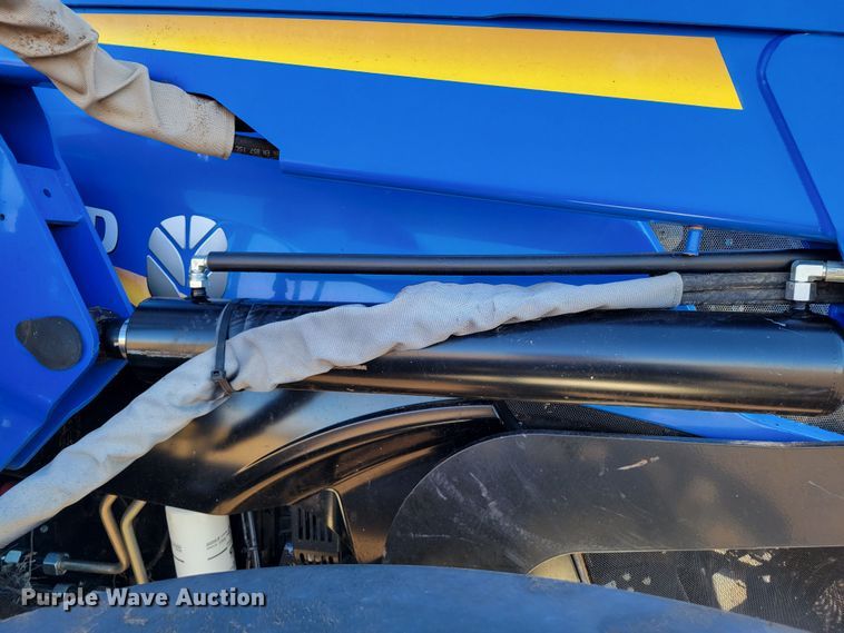 image for item LG9355 2014 New Holland T7.260  MFWD tractor