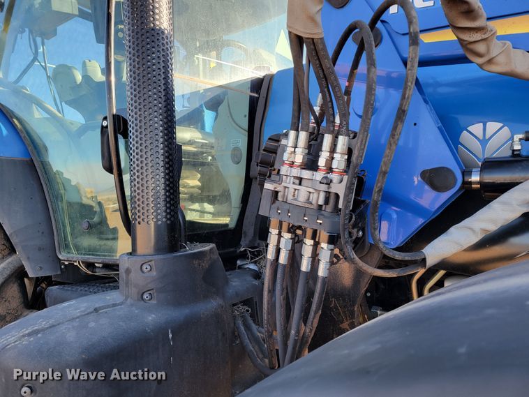 image for item LG9355 2014 New Holland T7.260  MFWD tractor
