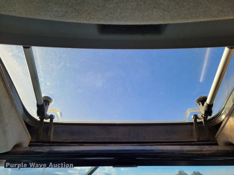 image for item LG9355 2014 New Holland T7.260  MFWD tractor