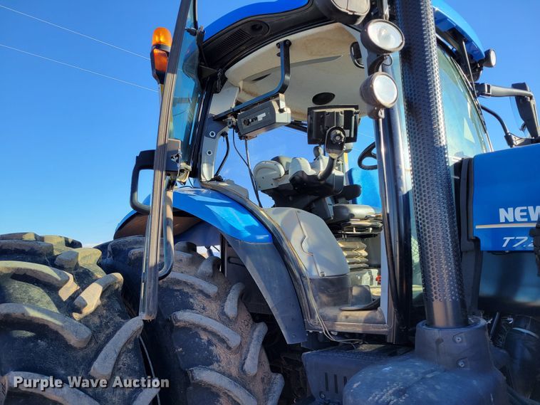 image for item LG9355 2014 New Holland T7.260  MFWD tractor