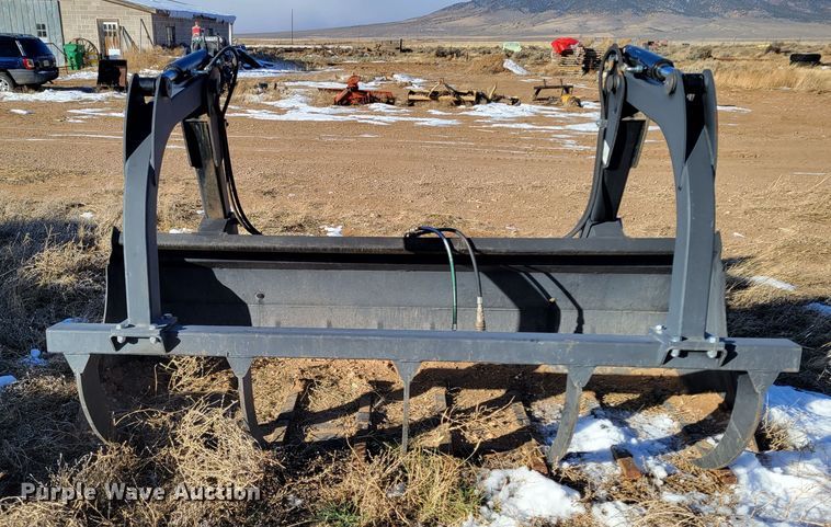 image for item LG9355 2014 New Holland T7.260  MFWD tractor