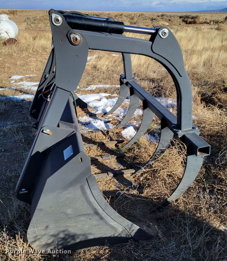 image for item LG9355 2014 New Holland T7.260  MFWD tractor