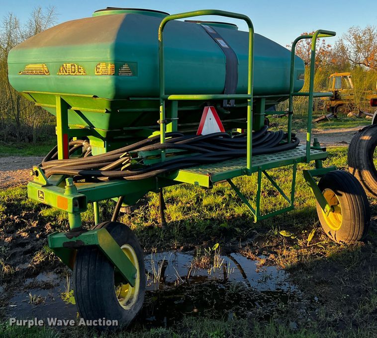 image for item MF9799 John Deere  air commodity cart