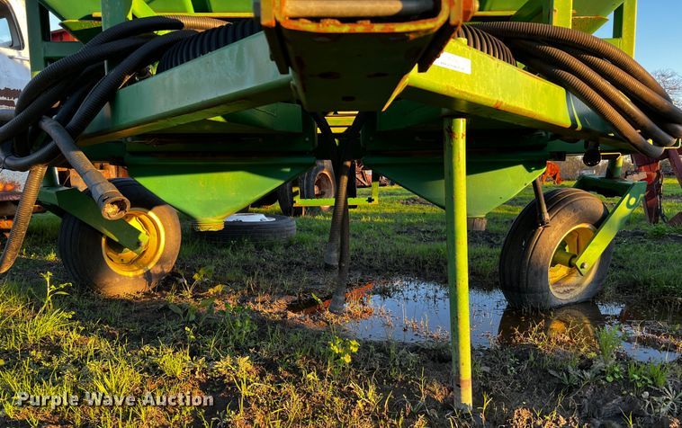 image for item MF9799 John Deere  air commodity cart