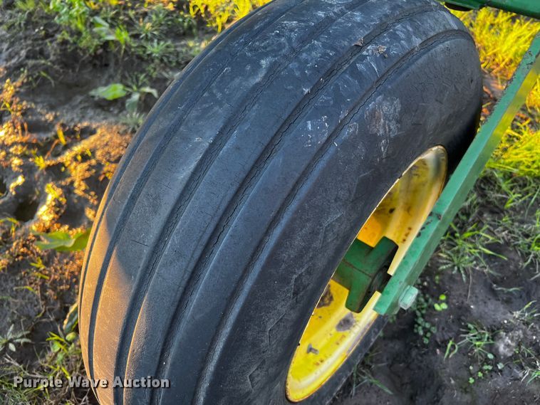 image for item MF9799 John Deere  air commodity cart