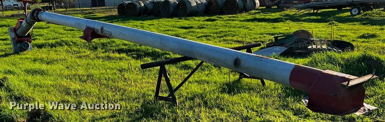 image for item MF9800 Hutchinson  auger