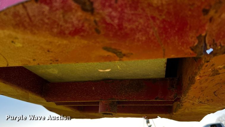 image for item MF9800 Hutchinson  auger