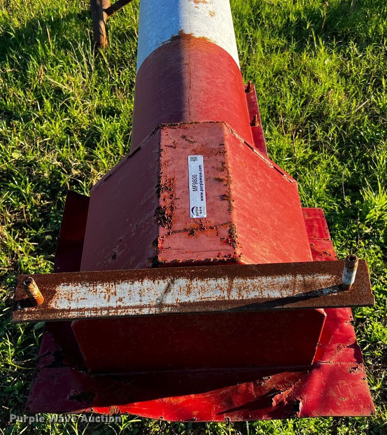 image for item MF9800 Hutchinson  auger