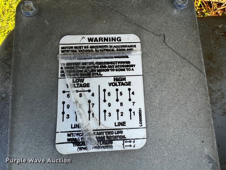 image for item MF9800 Hutchinson  auger