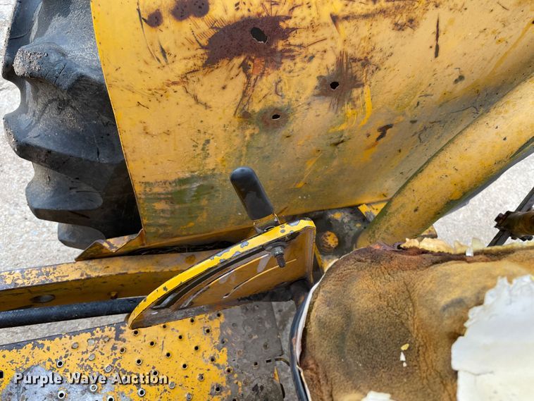 image for item MI9651 John Deere 401C  tractor