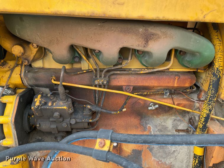 image for item MI9651 John Deere 401C  tractor