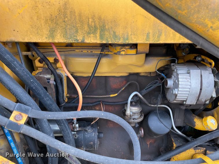 image for item MI9651 John Deere 401C  tractor