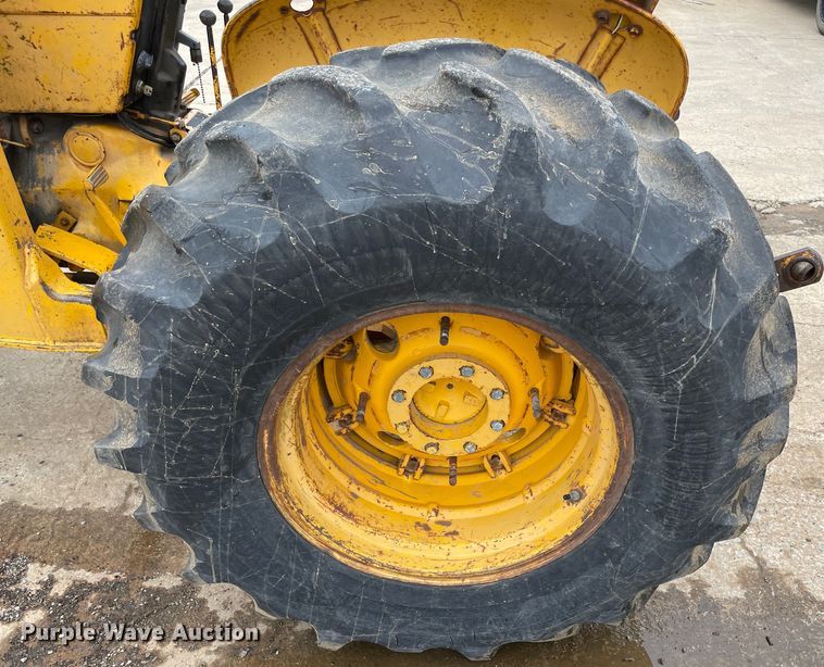 image for item MI9651 John Deere 401C  tractor