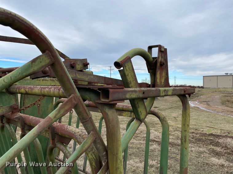 image for item MI9652 Livestock squeeze chute