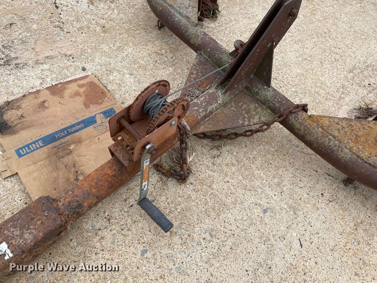 image for item MI9652 Livestock squeeze chute