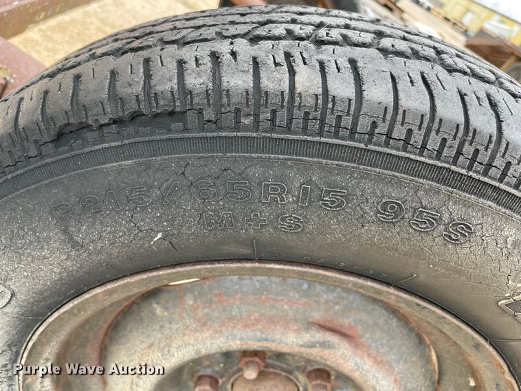 image for item MI9652 Livestock squeeze chute