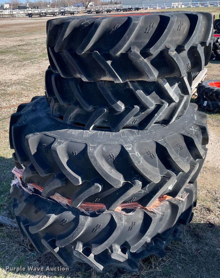 image for item MI9660 (4) tires and wheels