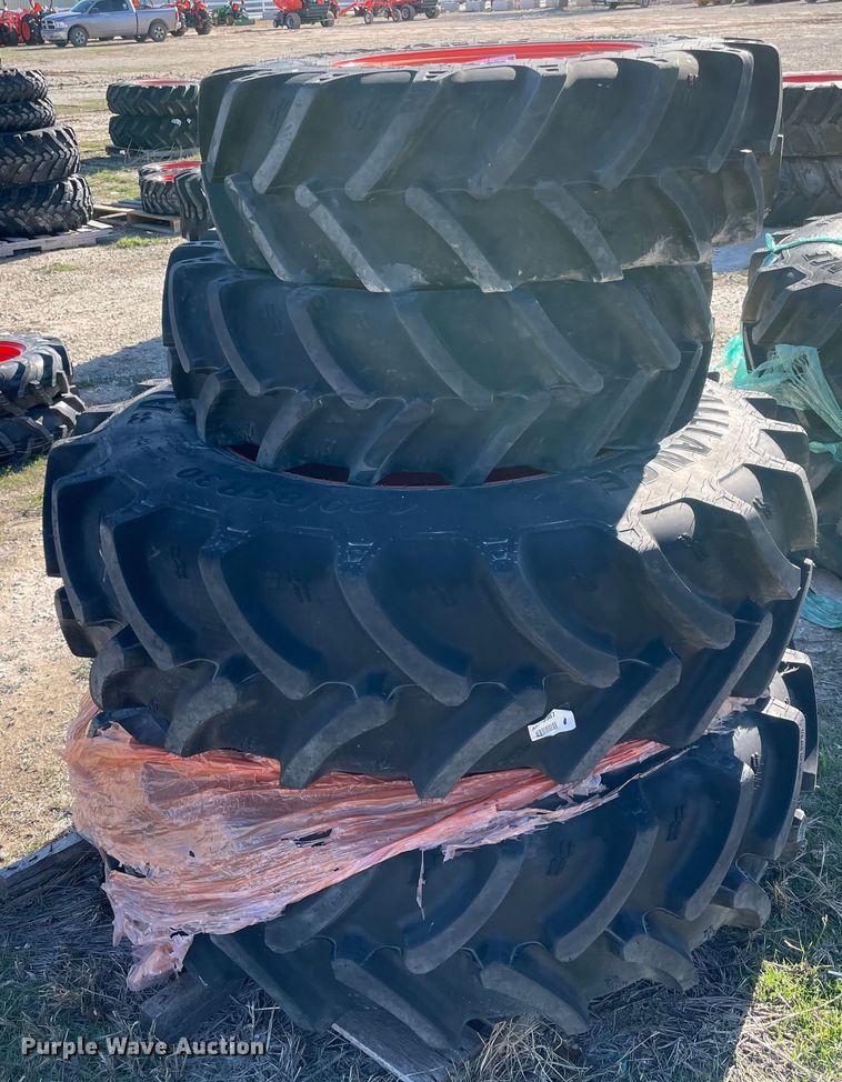 image for item MI9660 (4) tires and wheels