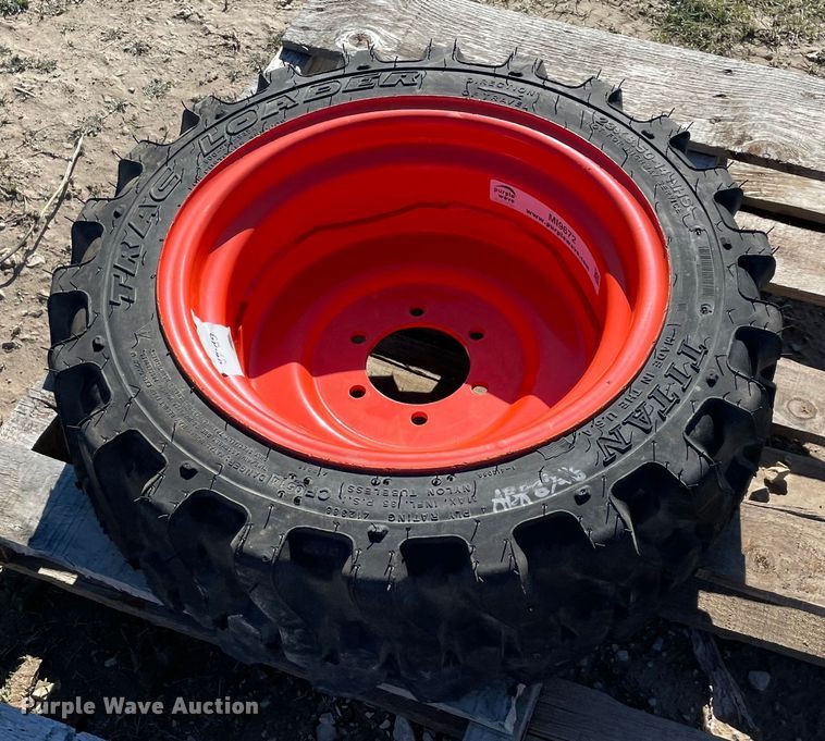 image for item MI9672 23x8.50-14 tire and wheel