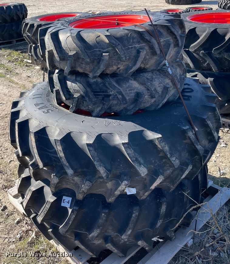 image for item MI9677 (4) tires and wheels