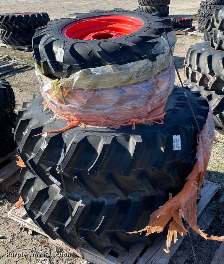 image for item MI9680 (4) tires and wheels