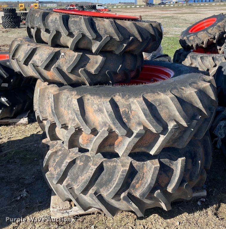 image for item MI9693 (4) tires and wheels