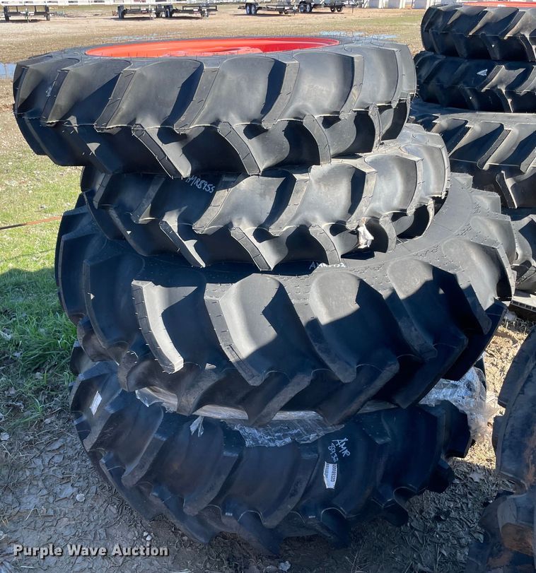 image for item MI9694 (4) tires and wheels